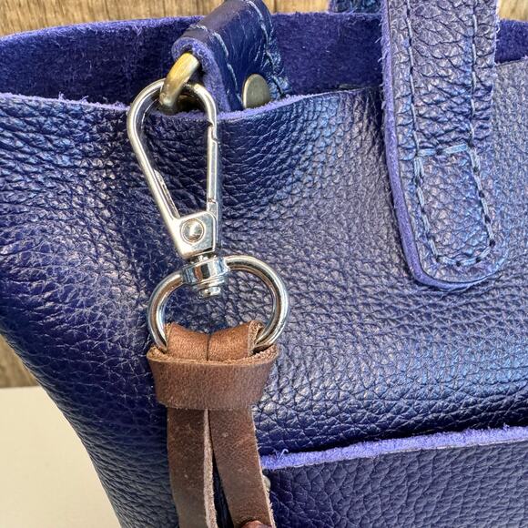 Leather Autumn Fall Purse Charm Oak Leaf Bag Charm Genuine Leather Keychain - Picture 4 of 8